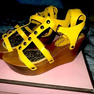 Juicy Couture size 7 worn once